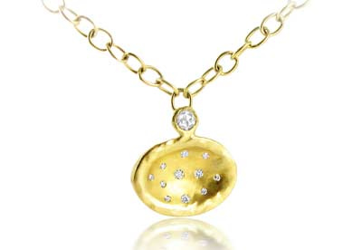 Talisman Diamond saucer pendant in 18ct yellow gold