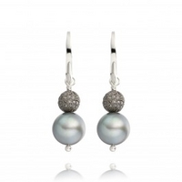 Juliette Pearl Earrings